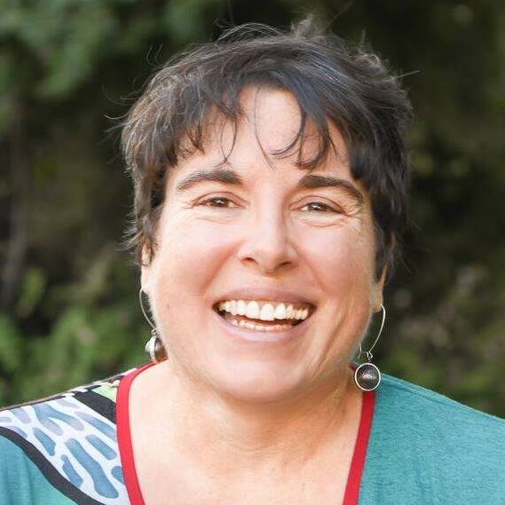 „Potlačíme-li proces truchlení, potlačíme i část naší životní energie," říká Mary Diggin.